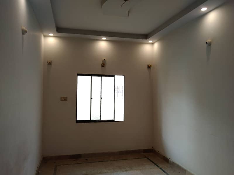 3 bed drawing dining 1st floor portion for rent nazimabad 3 4