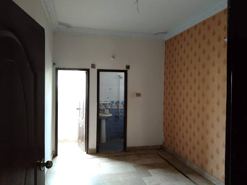 3 bed drawing dining 1st floor portion for rent nazimabad 3 8