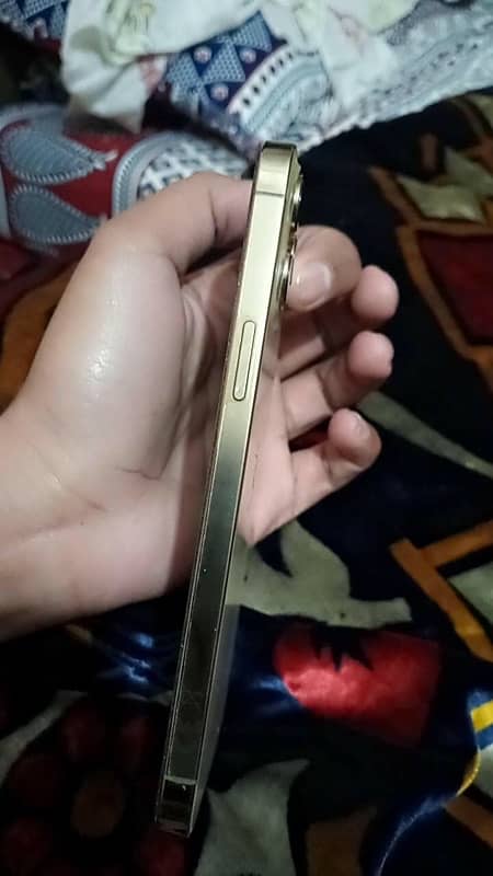 iphone 12 pro max for urgent sale 0