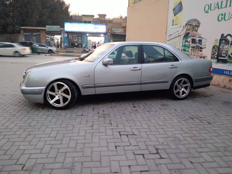 Mercedes E Class 1997 5