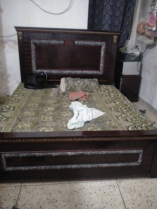 wooden bed king size for urgent sale 0