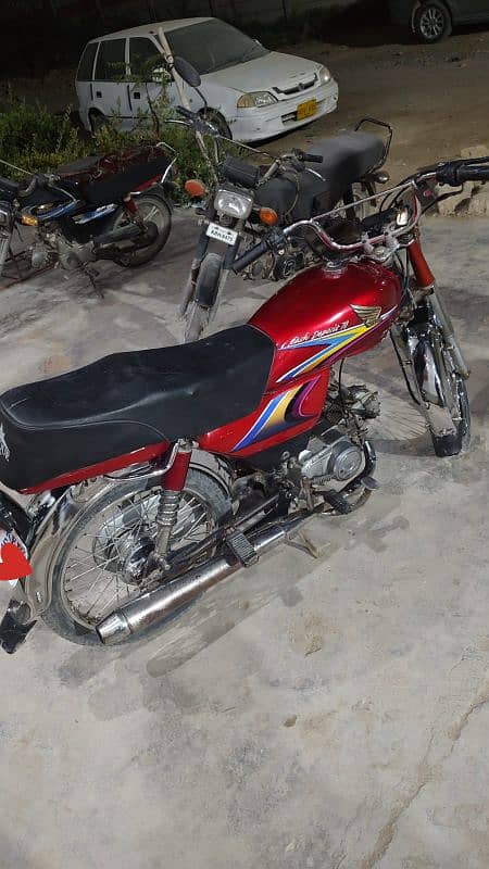 Honda 70 contact (03452468124) 0