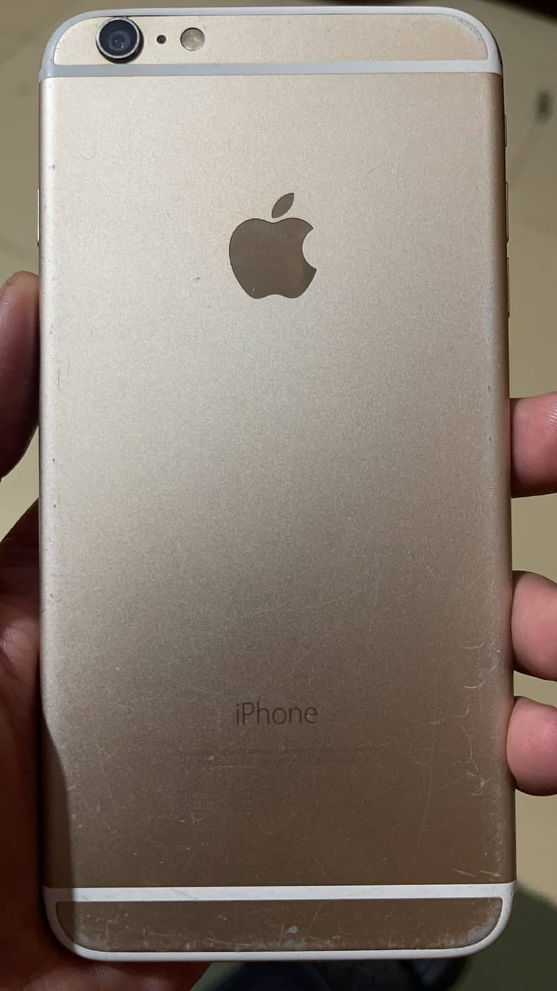 Apple iPhone 6 Plus 1