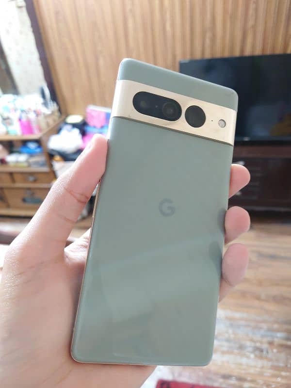 Google pixel 7 pro 4 month sim time minor dote 0