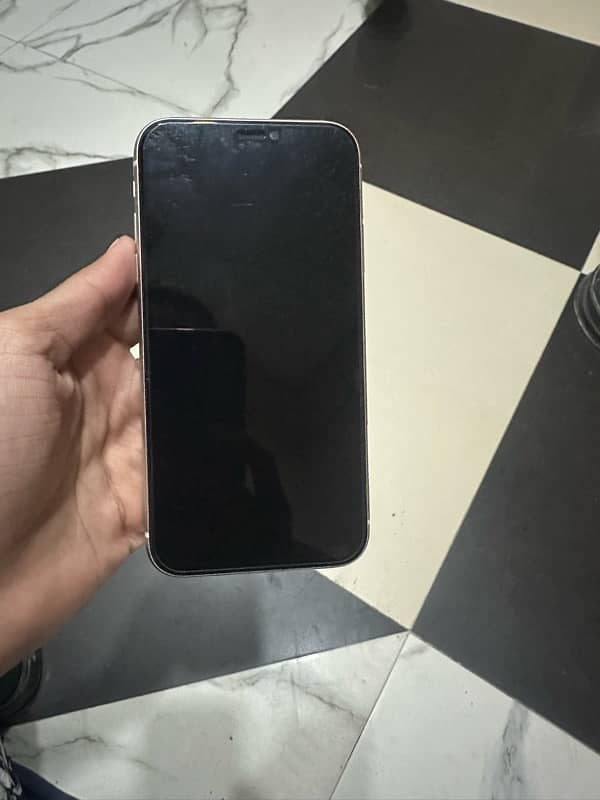 IPHONE 11 NON PTA (JV) 1