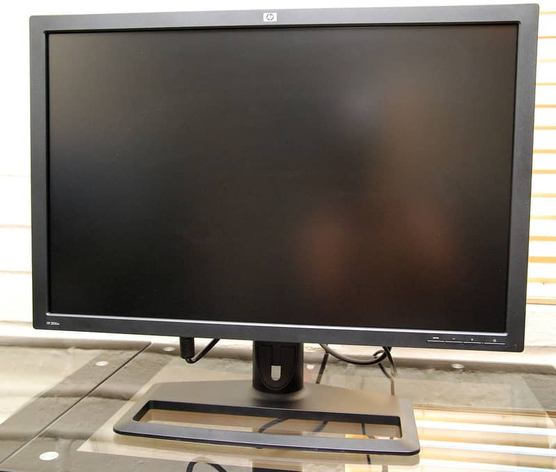 HP ZR30w - 2K - 30-inch IPS monitor 0