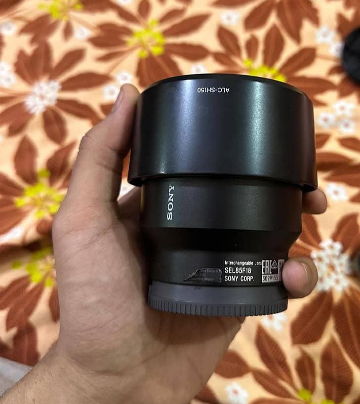 Sony 85mm f1.8 Lens 5