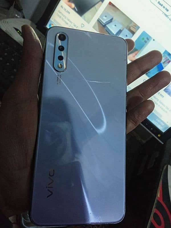 Vivo S1 kit ha Sirf 1