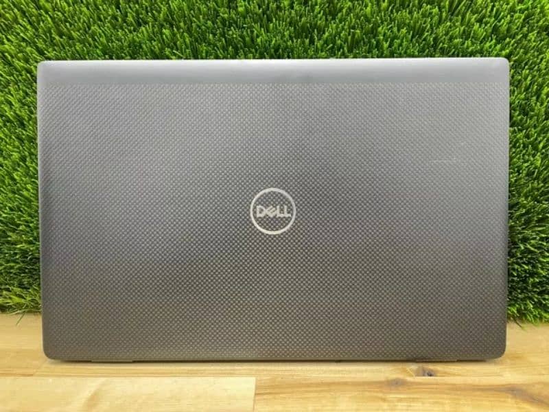 Dell Lattitude  7520 ( open box ) 7