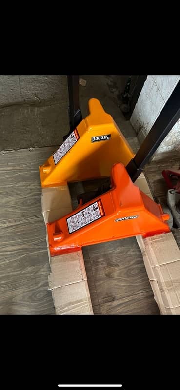 Hand pallet truck 0