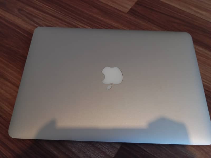 Macbook Pro 2015 8-256gb 1