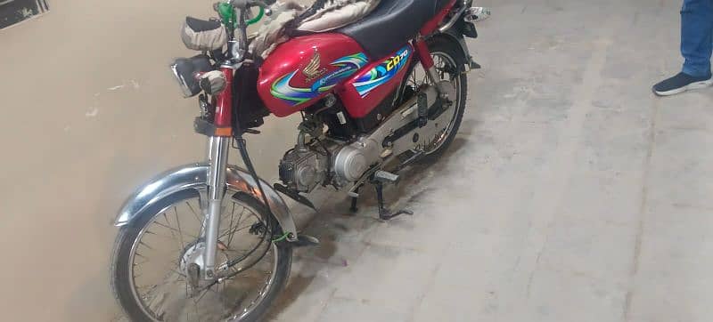 Honda Cd 70cc  Red colour 0