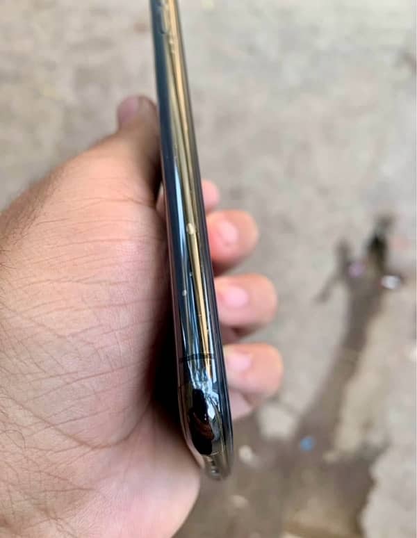 iphone xs max 256 PTA WATERPACK DUAL SIM APPEARS 6