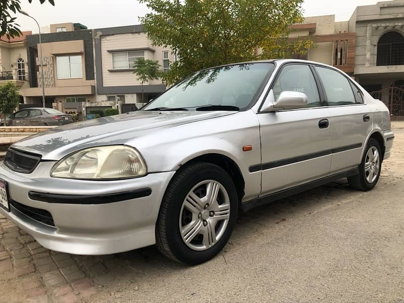 Honda Civic EXi 1997 3