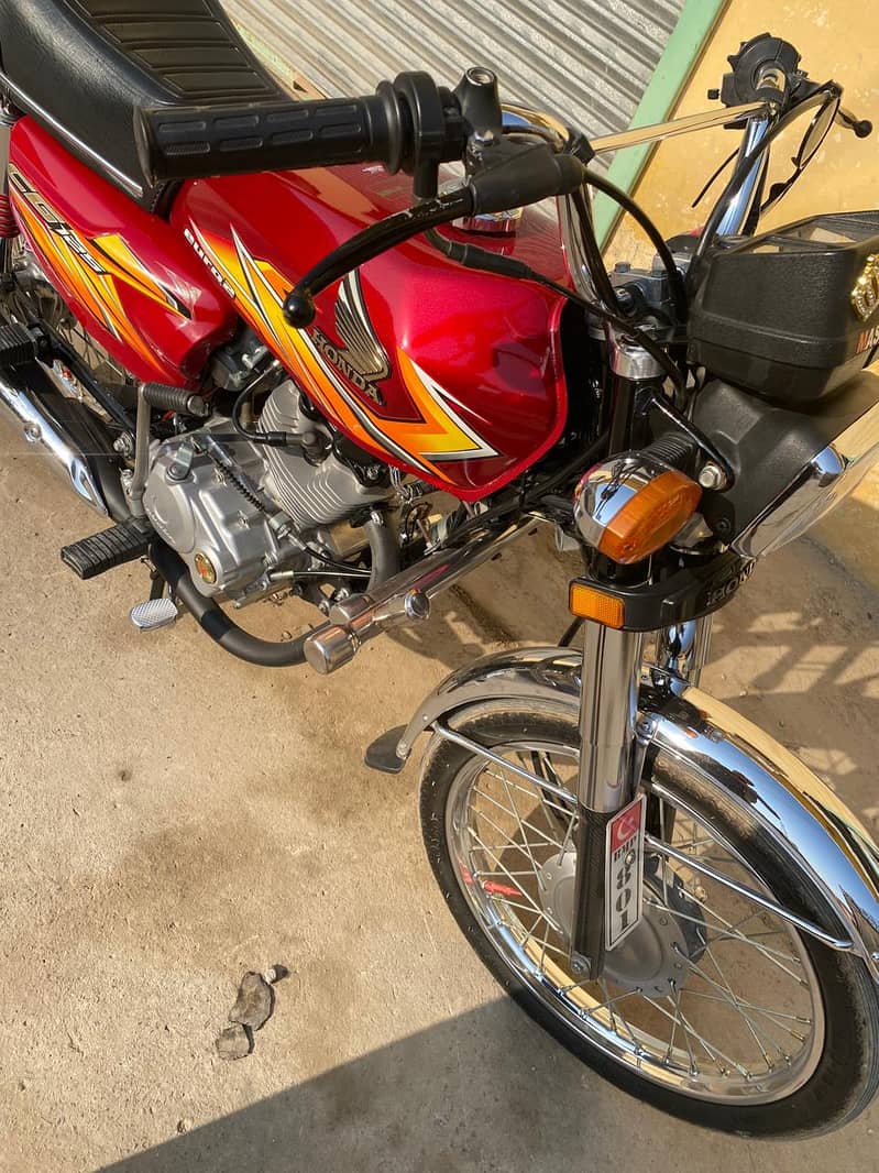 honda 125 bike 4