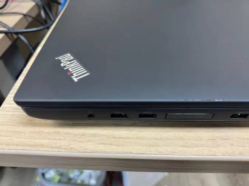 Lenovo Thinkpad P71 Workstation Laptop/ 16 gb nvidia Quadro p5000 GPU 13