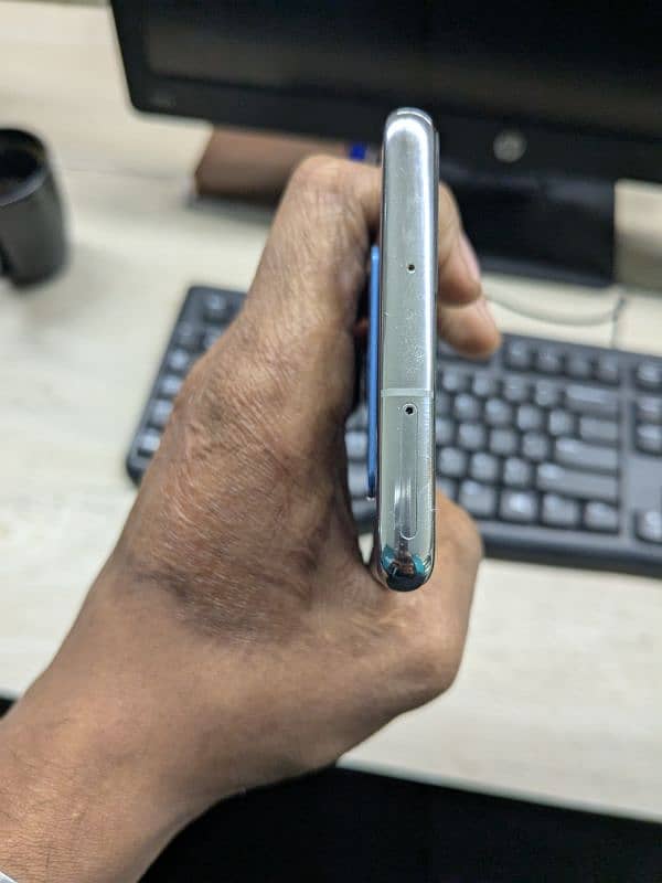 Samsung Galaxy S10 Plus 7