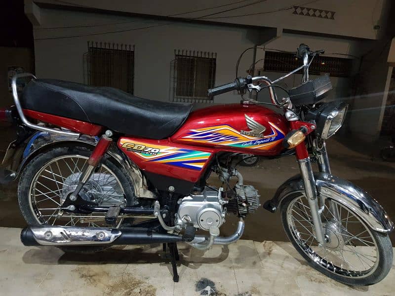 Honda CD 70 cc model 2020 Karachi number contact number 034 3290 4161 2