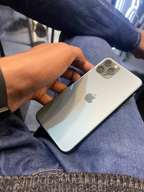 iphone 11 pro 0