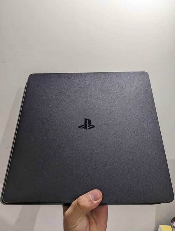 PS4 Slim (500GB) Jailbreaked 11.00 Sealed 0