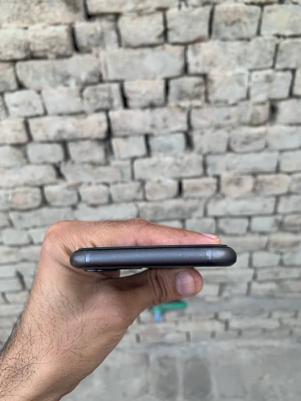 Iphone 11 Pta 5