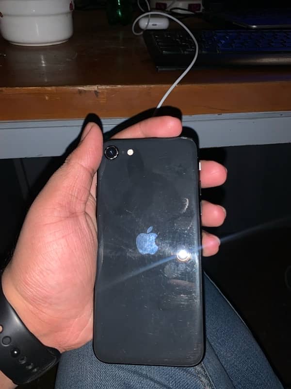 IPhone se 2020 urgent sale 2