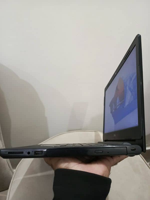 Dell Laptop i7 7th Generation 8GB 500GB Lahore 3