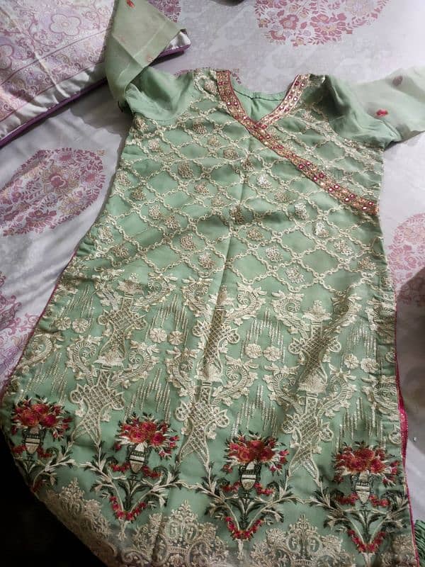 preloved dresses and Tops in 10/10 condition 13