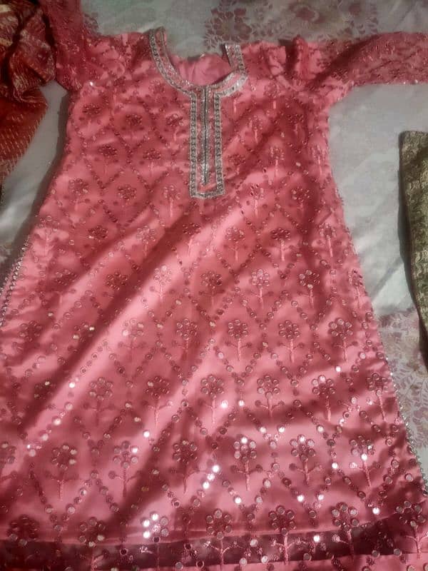 preloved dresses and Tops in 10/10 condition 16