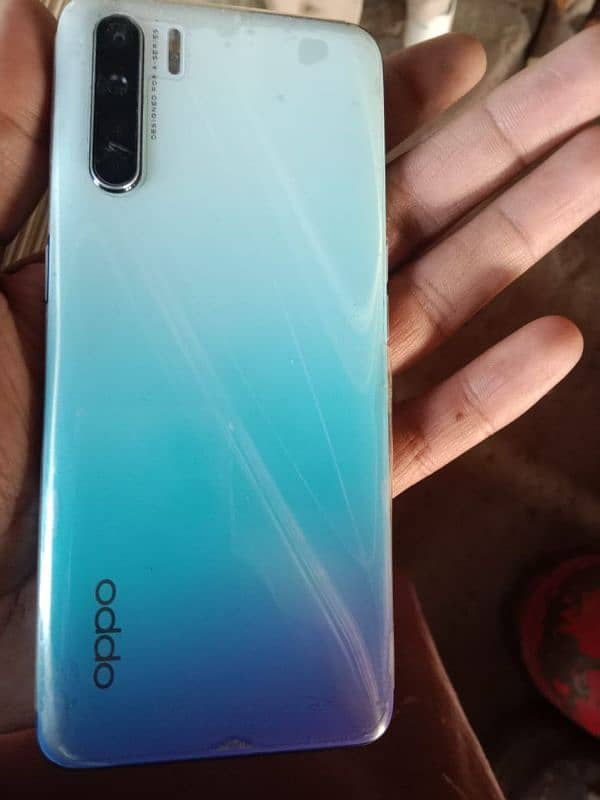 oppo F15 1