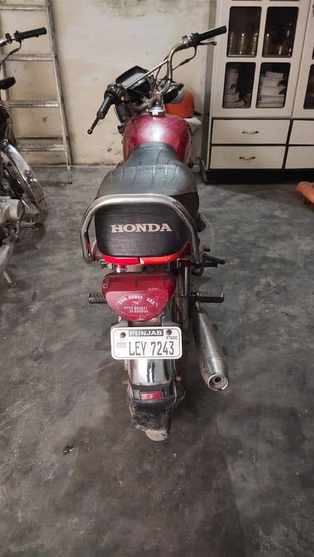 Honda 70 17/18 6