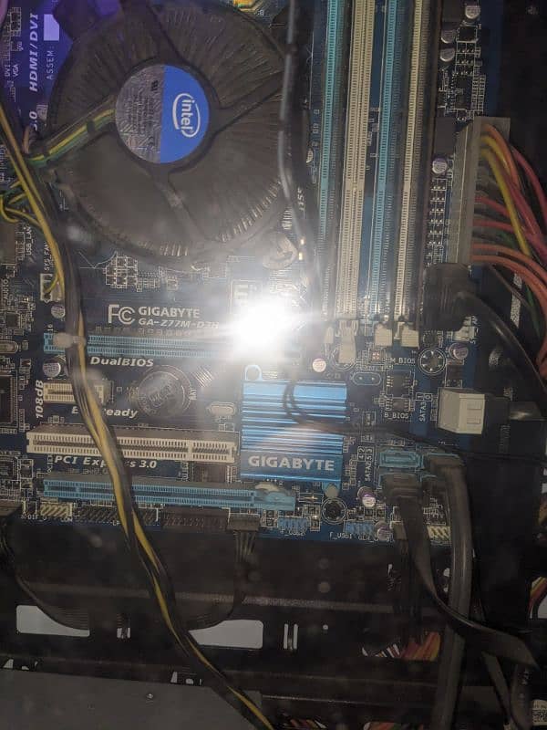 Gaming Motherboard i7-3770 3rd gen 12GB Ram with processor and Fan 0