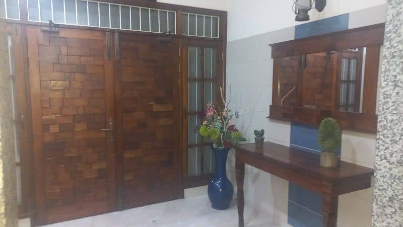 banglow for sale 240 sq yd double story + 2nd 2bed lounge 100feet road 4