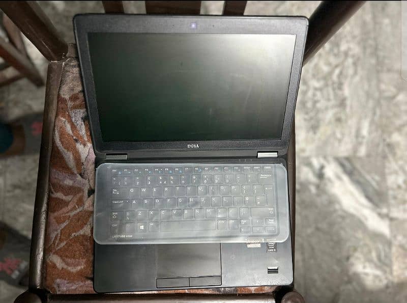 Dell latitude e7250 core i5 5th generation 3