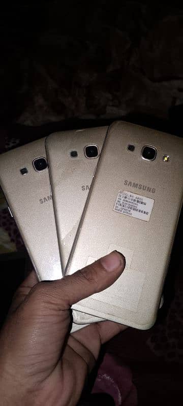 Samsung A8 3 32 2