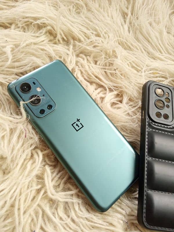 oneplus 9 pro 12 gb ram 256 gb storage 10 by 10 condition ha 3