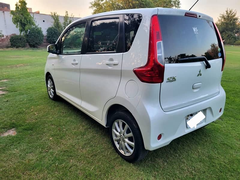 Mitsubishi Ek Wagon 2018 9