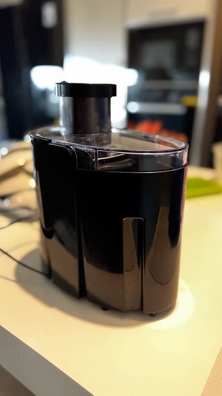 Dawlence Juicer Brand New with Lock system 2