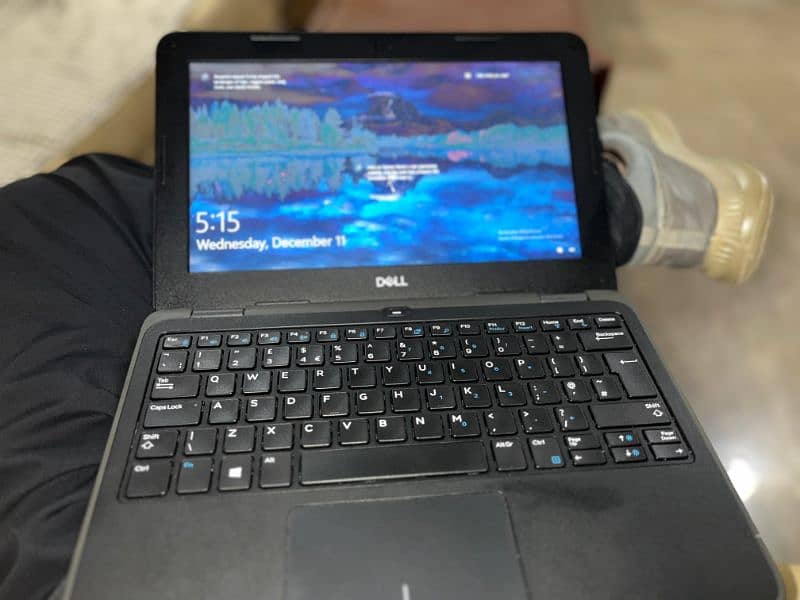 Dell Inspiron i4 0