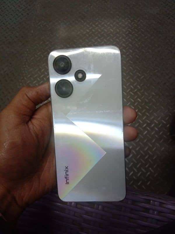 Infinix hot 30i 8+ 5/128 1