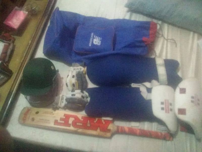 Cricket Kit with bat 0