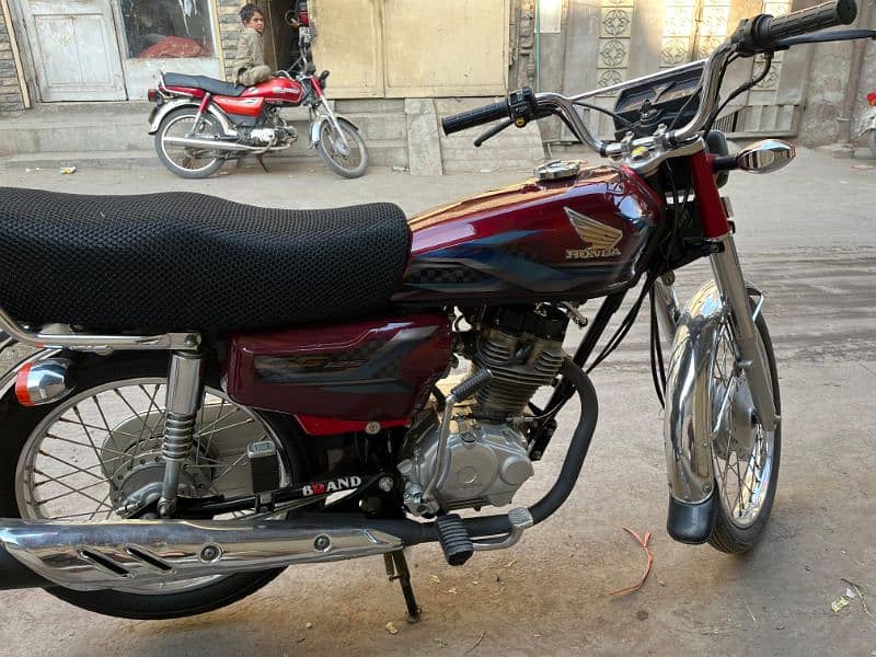 honda 125 2024 3