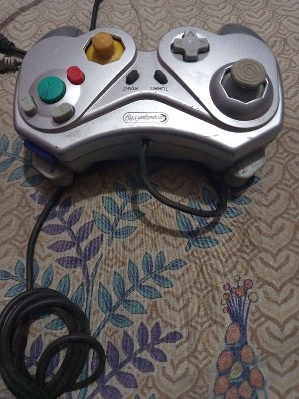 Game cube gaming controller 2