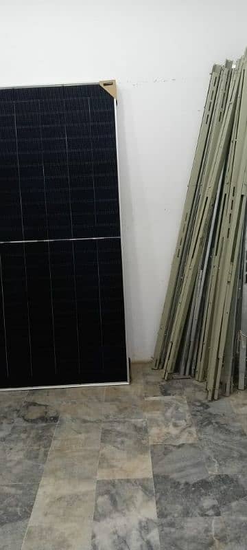 Jinko N type Solar Panels - 585 Watt Solar Panals Available 1