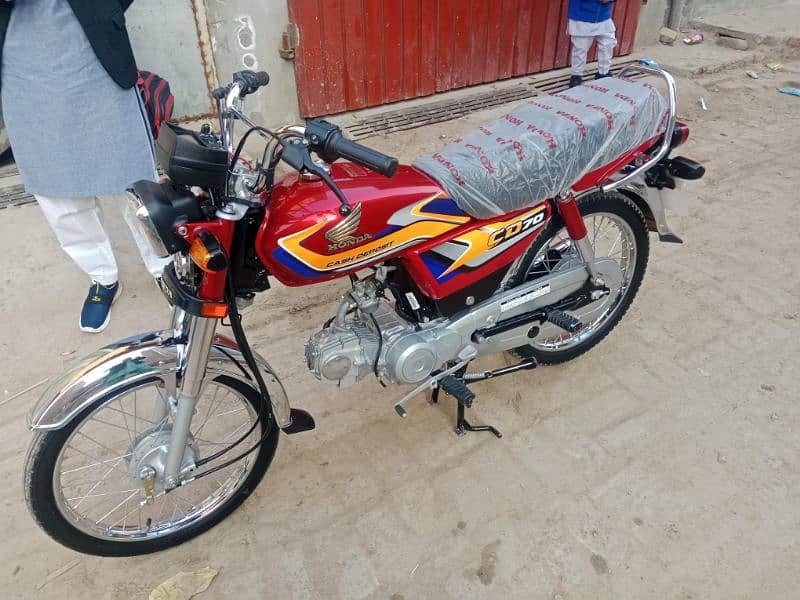 Honda CD 70 bike for sale model 2025 03456561380//03057210160 3