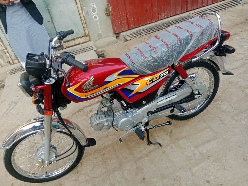 Honda CD 70 bike for sale model 2025 03456561380//03057210160 5