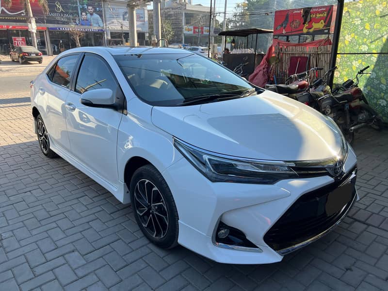 Toyota Corolla Altis Grande X CVT i 1.8 1