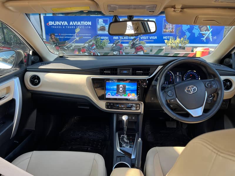 Toyota Corolla Altis Grande X CVT i 1.8 12