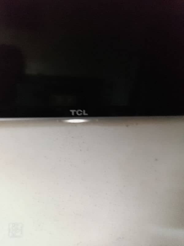 TCL 32inch simpal led 4