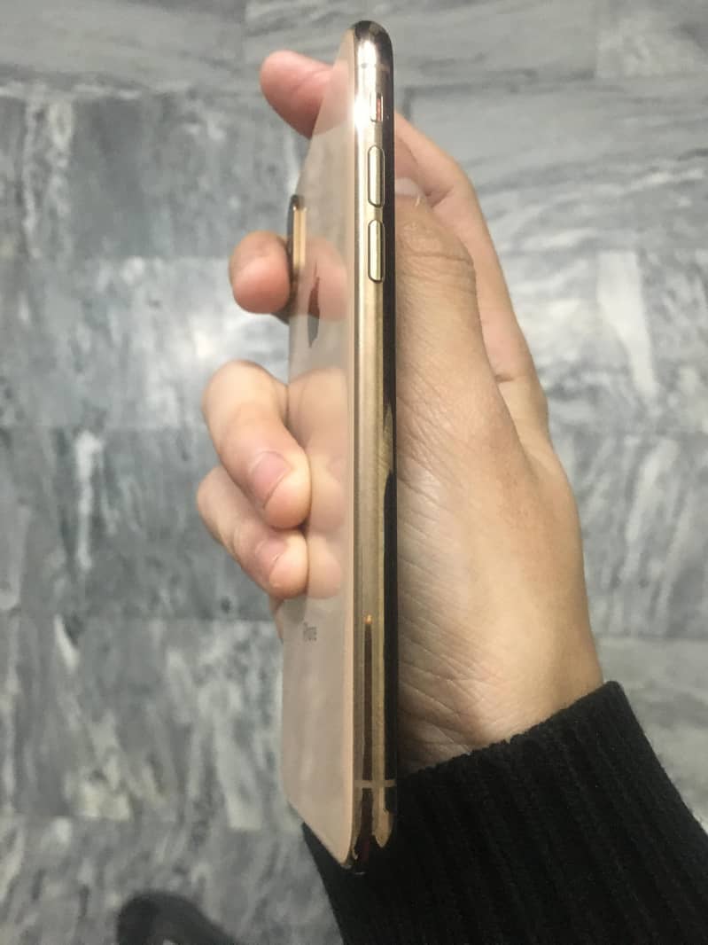 Iphone XS 64GB Factory Unlocked Non Pta 5